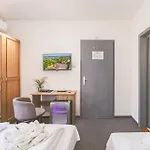 Penzion Tranzit Vendeghaz B Ráckeve